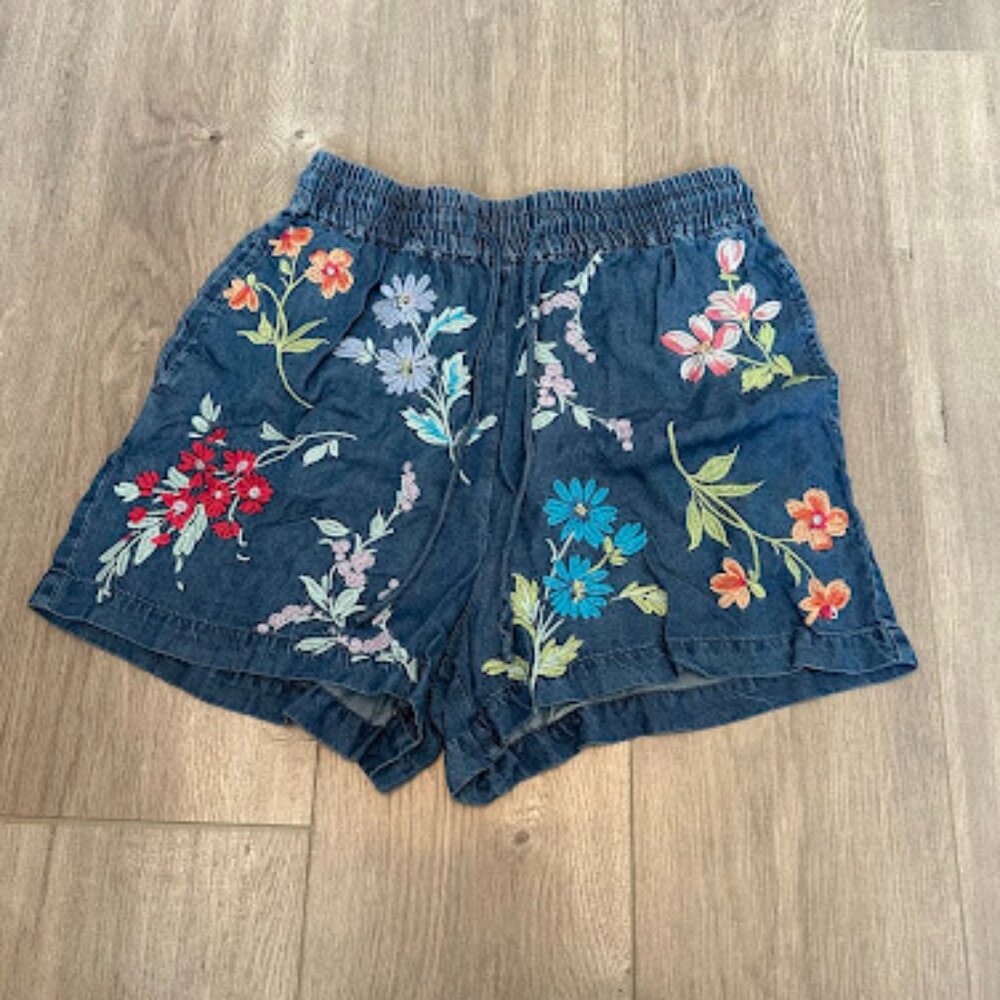EVANGELINE DRAWSTRING SHORT